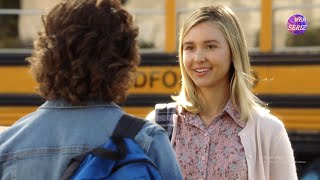 Young Sheldon : Season 3, Veronica feel jealous when Georgie was talking to some other girl