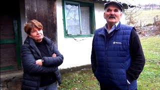Malo nas je al' nam selo pretijesno,komšijski odnosi nikakvi.Ko god koga sretne vadi oči.