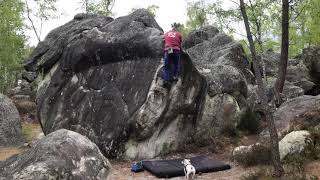 91.1 | 43 Rouge | L'Oublié | 5- | FONTAINEBLEAU BOULDERING