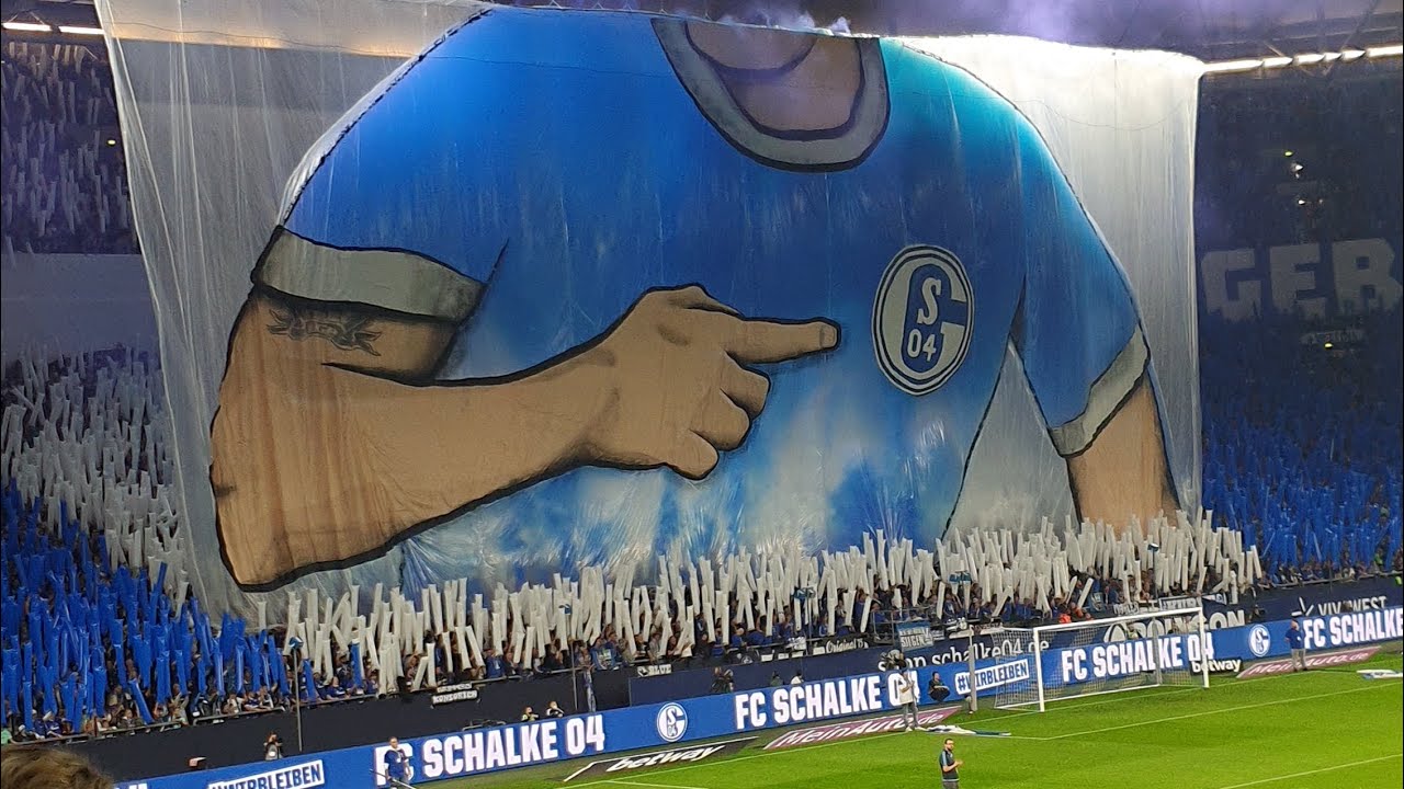 Schalke Choreo Gegen Den SC Freiburg 🔥 - YouTube