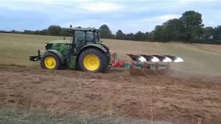 Jesień 2019 John Deere 6145R John Deere 5080R Lamborghini R4 105