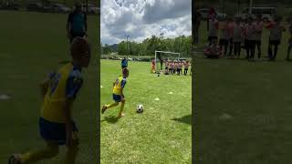 Exercice challenge U11 - pied droit et slalom