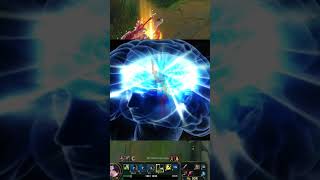 Smart Riven 🤯🧠 - League of Legends #shorts