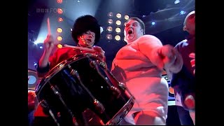 Fat Les  - Vindaloo  (CHRISTMAS TOTP) 1998