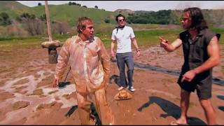 Родео на пожарном шланге Jackass. Чудаки