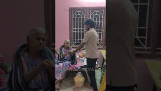 Team MO food Providing to elders #manithamondreacares #humanity #trending #viralvideo #humanityalive