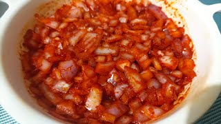 सिंहगडावरील जेवणाची चव वाढवणारी कांद्याची झणझणीत चटणी। onion chutney Recipe | Madhuri's kitchen