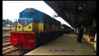 720 Down Paharika Express (পাহাড়িকা এক্সপ্রেস) entering Comilla Rail Station. Bangladesh Railway.