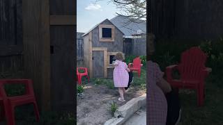 Building a playhouse for my daughter #recycling #diy