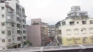 台北捷運301型改裝車往象山行駛北投到圓山