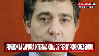 Pidieron la captura internacional de \