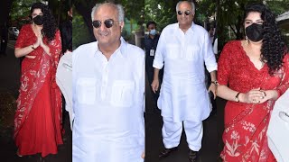 Boney Kapoor & Daughter Anshula Kapoor arrives at Rhea Kapoor's wedding in Juhu 📸