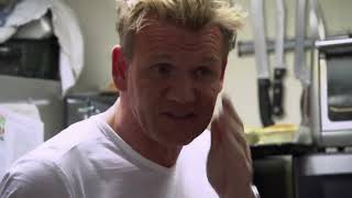 YTP : Ramsay A Boiled Burger Is Boiled
