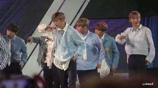 [4K] 180404 워너원 울산 쇼챔피언 약속해요 박지훈 Focus