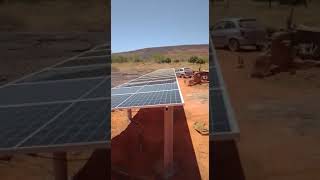 BOMBA DE 5.5CV COM ENERGIA SOLAR🌞 A 44M DE PROFUNDIDADE VAZÃO 25 MIL L/H