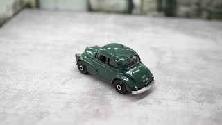 Unboxing! Matchbox  Morris Minor Saloon