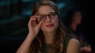 Supergirl 2x12 Alex introduces Maggie to the super friends. \