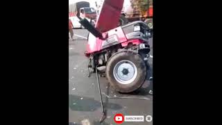 Mahindra Arjun Tractor Heavy loaded sugarcane accident 😱😱🥺 Tractor car Accident 🚜😱