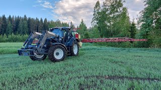 Valtra \u0026 Hardi kasvinsuojeluruiskutusta kauralle