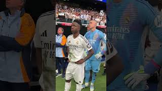 Try not to cry 😭 Ancelotti gets emotional to tears in his Real Madrid farewell 👏