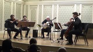 Guitarist Bogdan Mihailescu plays Horizon by Dudley Moore