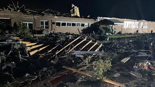 Storms rip path of destruction through towns south of St. Louis