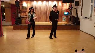 TUSH PUSH LINE DANCE / DEUTSCH