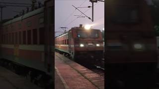 PURI - BANGRIPOSI EXPRESS at Evening time🔥🌞🚂 #indianrailways #wap4loco #shortsfeed #viralshort