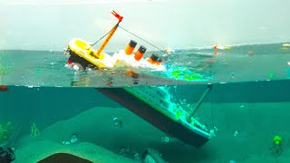 LEGO Titanic Sinking Experiment - Model Titanic Sinks & Splits - NEW LEGO Titanic 2023