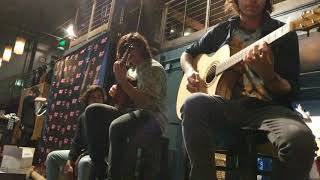 Chon - Suda (Live, Acoustic)