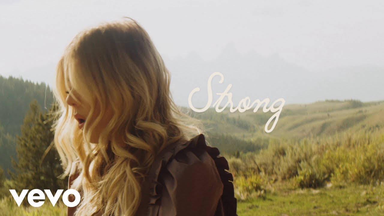 Anne Wilson Strong Official Performance Lyric Video Youtube Music