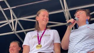 Honderden fans eren Belgian Cats op Grote Markt in Ieper