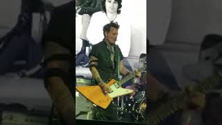 Johnny Depp playing guitar (LIVE)