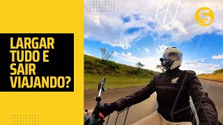 Viajando de scooter e pensando na vida