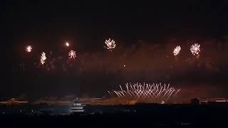 素材北京天坛的烟花Fireworks at the temple of heaven in Beijing