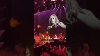 more INCREDIBLE footage from last night at @iHeartRadio 🤩 #iheartfestival2025 #tatemcrae #vegas