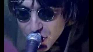 Oasis - Supersonic -  ( Live Jools H.)