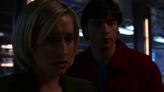 Smallville Season 4 Evil Lex try to crash Chloe and Clark at the lab