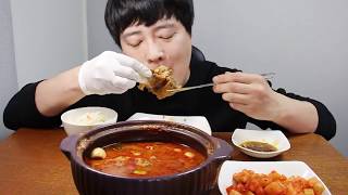 엄가네시골집 얼큰이 뼈해장국 매운맛! 먹방 Spicy pork Real Sound eating MukBang