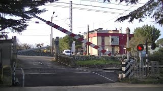 Spoorwegovergang Putignano (I) // Railroad crossing // Passaggio a livello