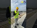 Come vengono INSTALLATI i PANNELLI FOTOVOLTAICI? #shorts