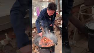 于谦做美食 大锅炖肉才叫香