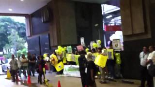 demo lynas at times square