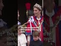 Newly crowned King Charles III waves from Buckingham Palace balcony for first time as monarch