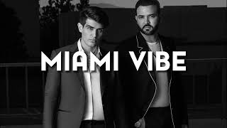 Miami Vibe - Adriel Favela, Codigo FN, Natanael Cano, Peso Pluma (Corridos 2024)