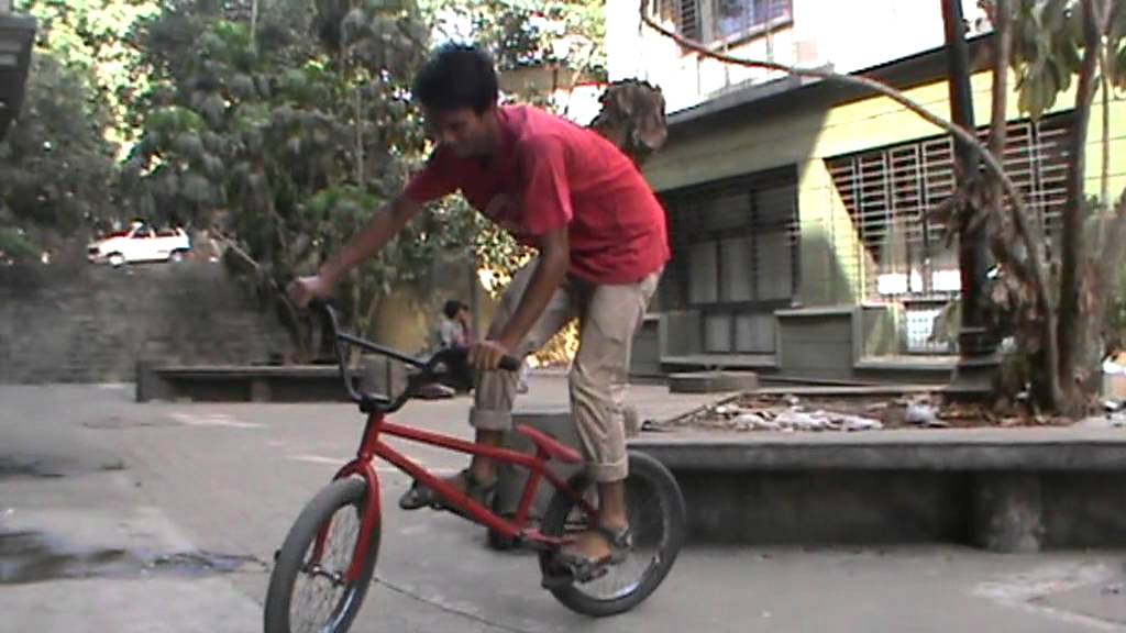 MASCOT BIKES BMX TRICKS INDIA - YouTube