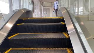 【フジテック エスカレーター】ニトリ茨木北店３階昇りエスカレーター【FUJITEC Escalator】