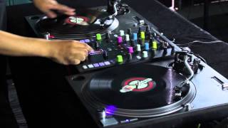 Players Planet Product Demo - Native Instruments Traktor Kontrol Z2