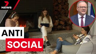 Under 16's banned from social media whether they 'like' it or not | 7NEWS