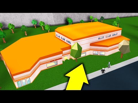 BUILDING JAILBREAK IN BLOXBURG!! | Roblox - YouTube